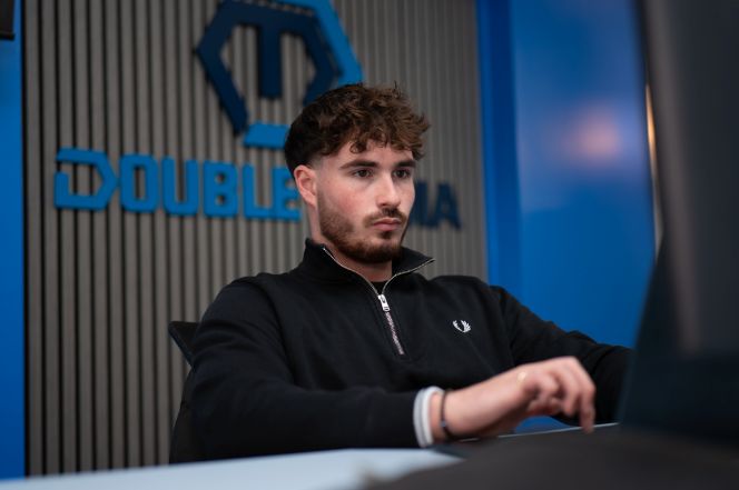 Team collaboration at desk