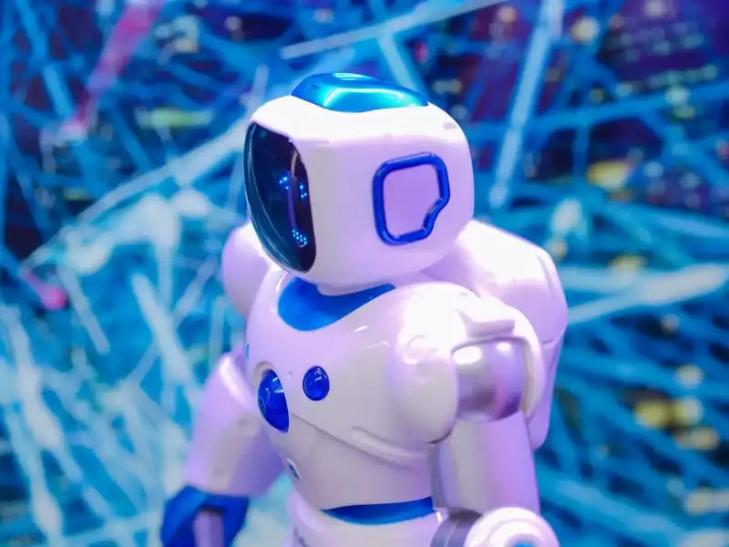 The Evolution of Digital Marketing: Navigating the AI-Driven Future